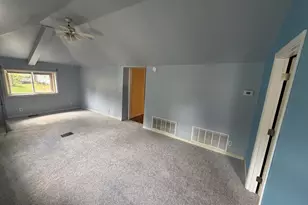 3064 Effie Pl NE, Grand Rapids, MI 49505 - Photo 4