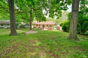 717 Carbeck Dr, Ann Arbor, MI 48103 - Photo 10