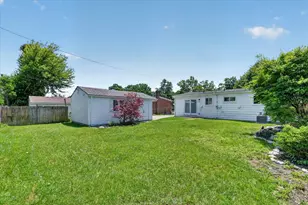 34330 Florence St, Westland, MI 48185 - Photo 6