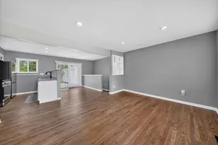34330 Florence St, Westland, MI 48185 - Photo 12