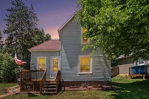 117 Knapp St, Allegan, MI 49010 - Photo 1
