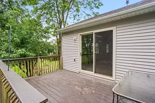 2922 Riley Ridge Rd, Holland, MI 49424 - Photo 18