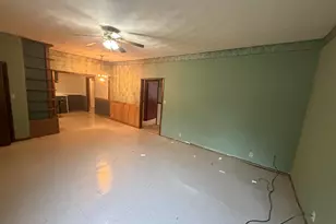 179 Loomis St, Sparta, MI 49345 - Photo 4