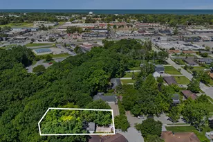 3010 Bonnie Ln, Saint Joseph, MI 49085 - Photo 24