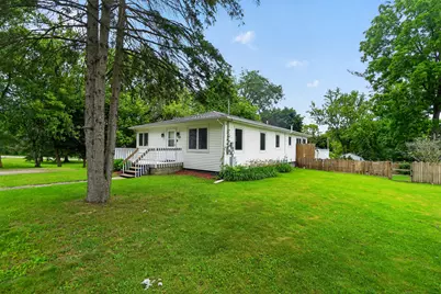 4036 Childs Avenue NW, Comstock Park, MI 49321 - Photo 2