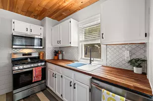 1224 Edith NE, Grand Rapids, MI 49505 - Photo 14