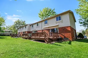 2041 W Franklin Dr, Canton, MI 48187 - Photo 14
