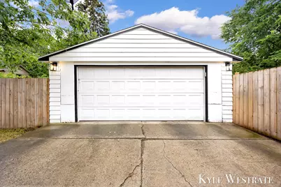 930 Powers Avenue NW, Grand Rapids, MI 49504 - Photo 30