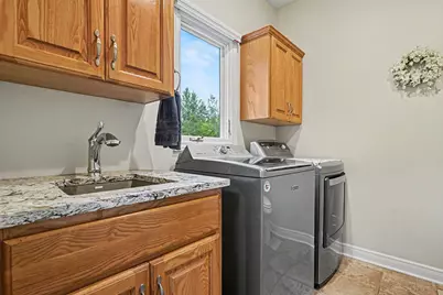 3559 Elk Court, Zeeland, MI 49464 - Photo 14