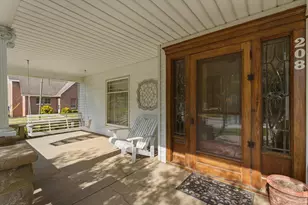 208 Moccasin St, Buchanan, MI 49107 - Photo 2
