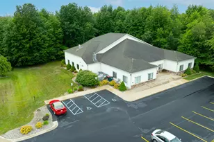 907 N Sandalwood Cir, Muskegon, MI 49441 - Photo 40
