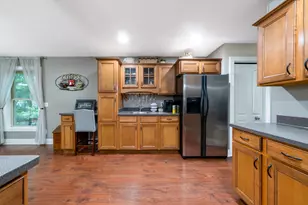 907 N Sandalwood Cir, Muskegon, MI 49441 - Photo 8