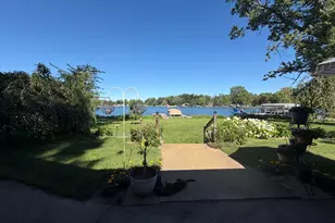 55895 Inn-D-Inn Dr, Dowagiac, MI 49047 - Photo 6