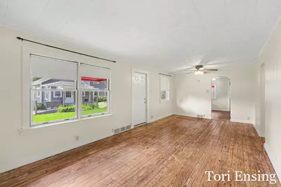 212.5 E Montcalm Street, Greenville, MI 48838 - Photo 8