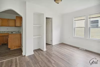 8440 Orchard Avenue, Warren, MI 48089 - Photo 4