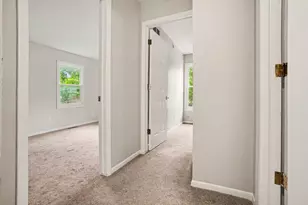 1732 Valleywood Ct, Portage, MI 49024 - Photo 10
