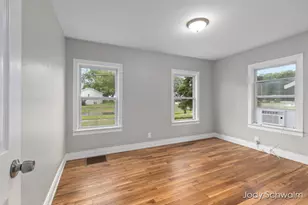 3844 Clyde Park Ave SW, Wyoming, MI 49509 - Photo 18