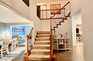 18175 Queensbury Dr, Livonia, MI 48152 - Photo 6