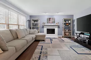 18175 Queensbury Dr, Livonia, MI 48152 - Photo 12