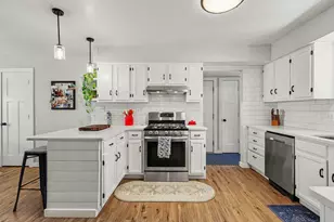 16224 Pinewood Ave, Spring Lake, MI 49456 - Photo 14