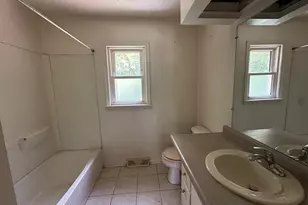 1560 Magnolia St, Kalamazoo, MI 49048 - Photo 12