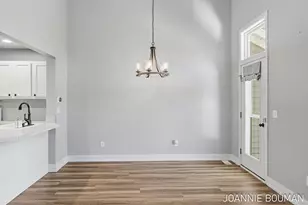 1389 Quarterline Cmns, Holland, MI 49423 - Photo 8