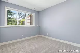 1389 Quarterline Cmns, Holland, MI 49423 - Photo 24