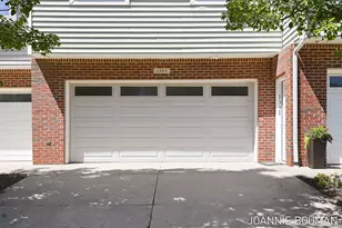 1389 Quarterline Cmns, Holland, MI 49423 - Photo 32