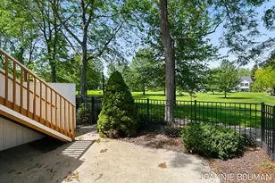 1389 Quarterline Cmns, Holland, MI 49423 - Photo 36
