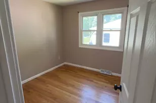 3902 Oriole Ave SW, Wyoming, MI 49509 - Photo 6