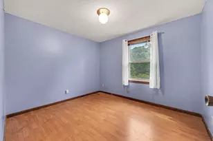 1915 Shorewood Dr, Norton Shores, MI 49441 - Photo 20
