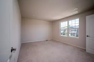 2825 Dillon Dr, Ann Arbor, MI 48105 - Photo 22