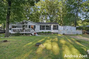1705 Archwood Dr, Wayland, MI 49348 - Photo 2