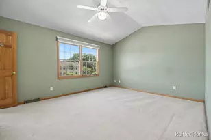 5115 Amanda Dr SW, Wyoming, MI 49418 - Photo 20