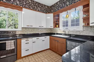 311 S Thompson St, Jackson, MI 49203 - Photo 16