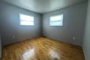 9856 Van Buren St, Belleville, MI 48111 - Photo 16