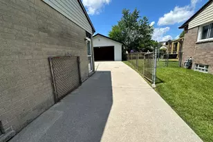 9856 Van Buren St, Belleville, MI 48111 - Photo 56