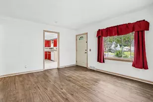 1231 Bronx Ave, Kalamazoo, MI 49048 - Photo 6