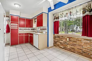 1231 Bronx Ave, Kalamazoo, MI 49048 - Photo 8