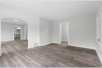 1632 W Lakewood Boulevard, Holland, MI 49424 - Photo 8