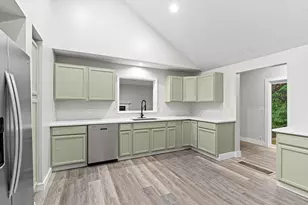 1632 W Lakewood Blvd, Holland, MI 49424 - Photo 14