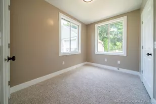 700 Oak Ave, Muskegon, MI 49442 - Photo 18