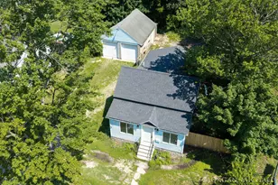 700 Oak Ave, Muskegon, MI 49442 - Photo 1