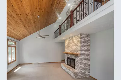 9434 Oakview Drive, Portage, MI 49024 - Photo 6
