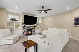 13652 Whitfield Dr, Nunica, MI 49448 - Photo 8
