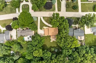 8441 Sarah Ln, Grosse Ile, MI 48138 - Photo 68