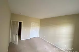 3254 Primrose Ln, Ypsilanti, MI 48197 - Photo 12