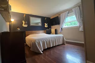 301 N Sheldon St, Charlotte, MI 48813 - Photo 22