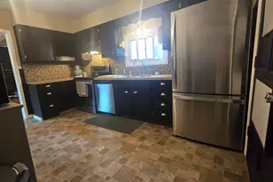 301 N Sheldon St, Charlotte, MI 48813 - Photo 14