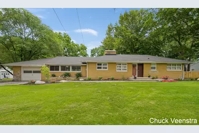 413 Sherman Street, Middleville, MI 49333 - Photo 2